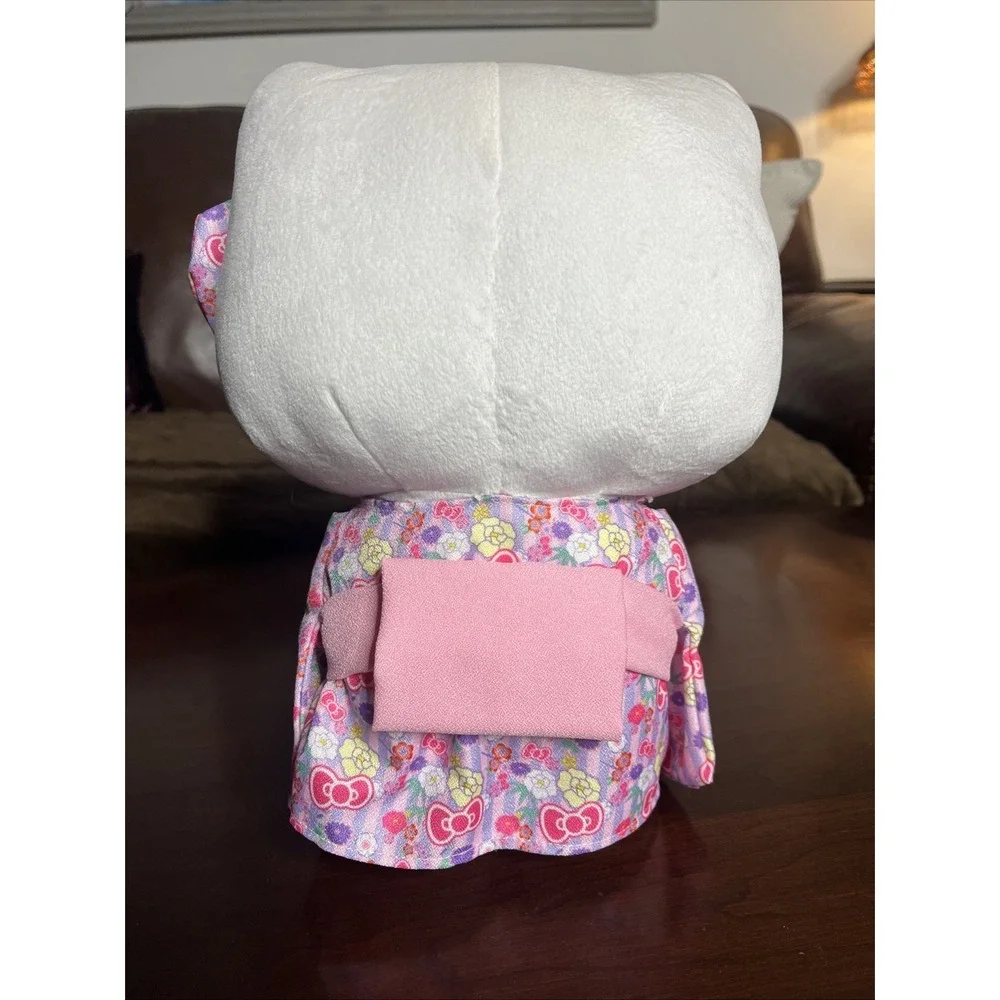 Hello Kitty Authentic Sanrio 2014 11